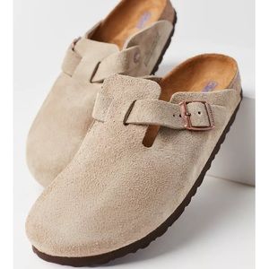 Birkenstock Boston Suede Clog - Taupe - Women’s size 38 / 7